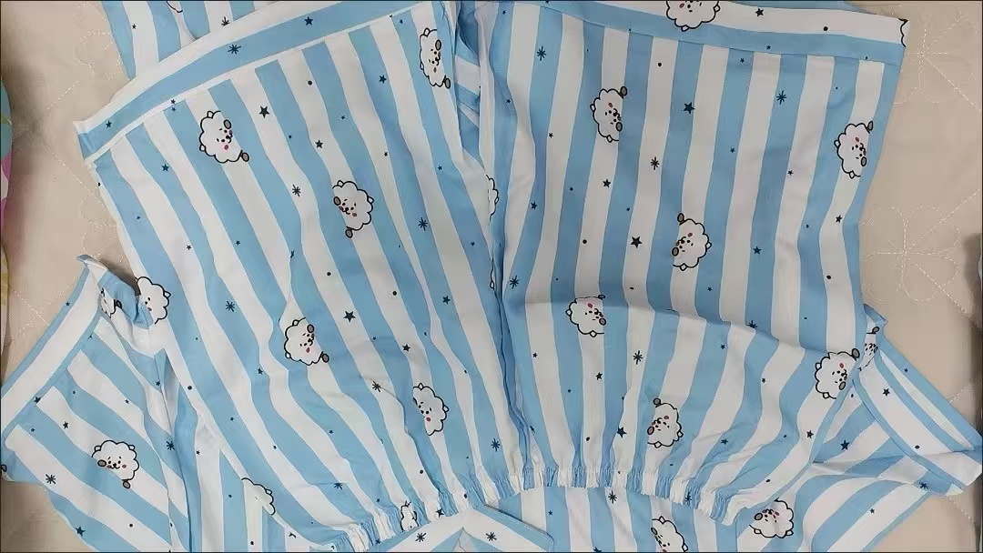 Ensemble d'été unisexe BT21 :  - Tippet Line avis et prix